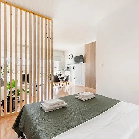Apartman Modern 10 Min To Venice